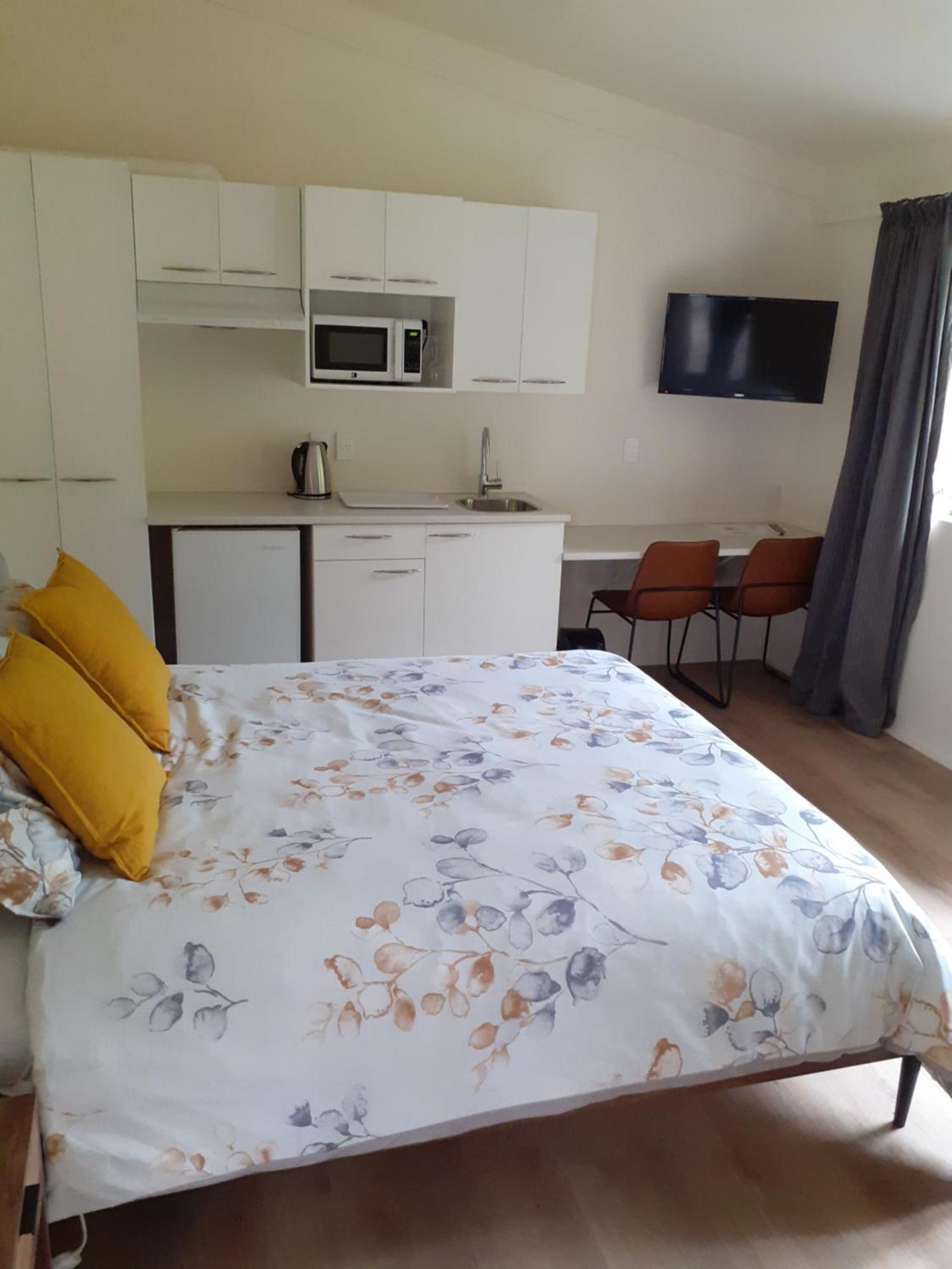 Caves Motor Inn Te Kuiti Extérieur photo