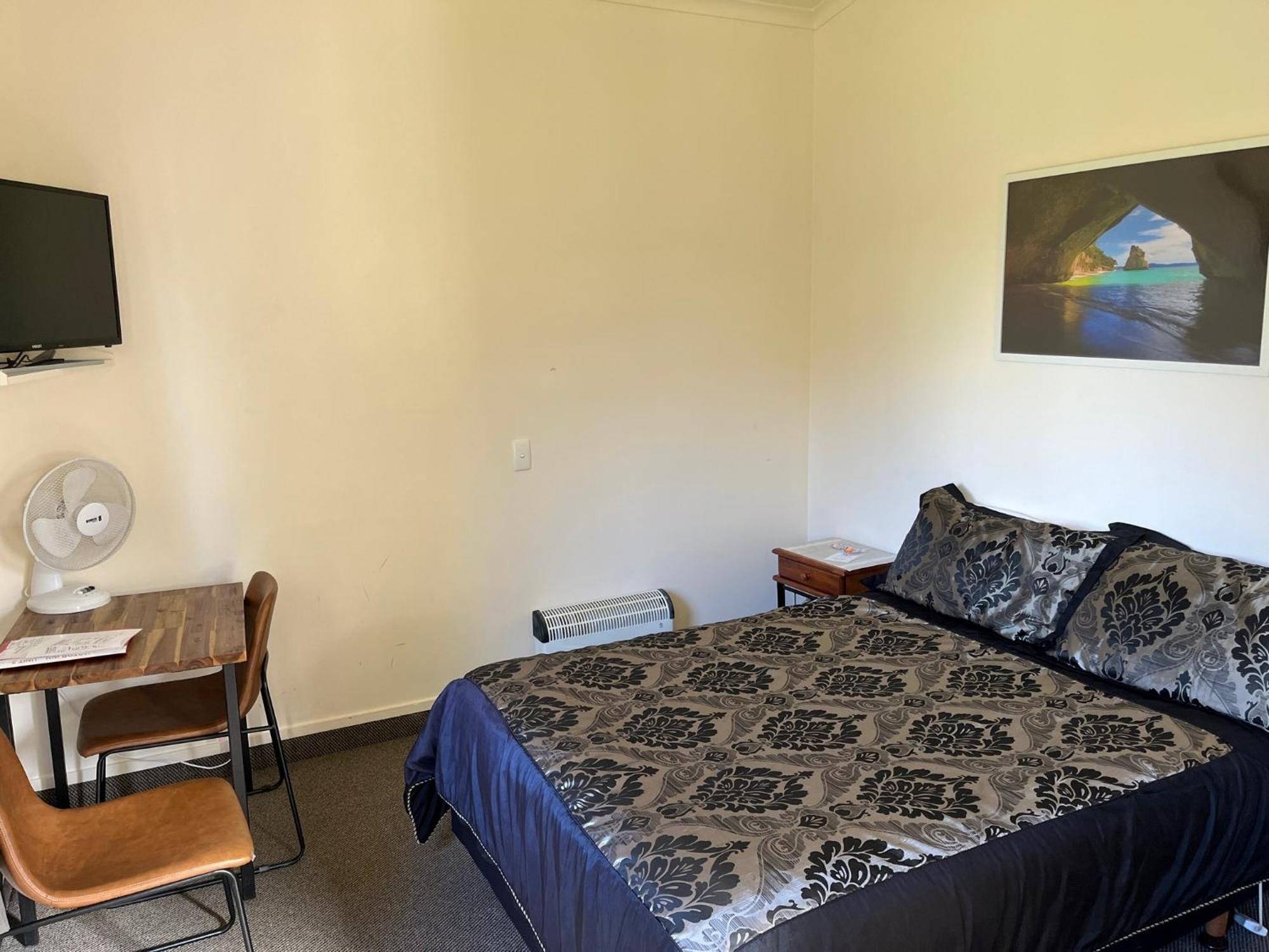 Caves Motor Inn Te Kuiti Extérieur photo