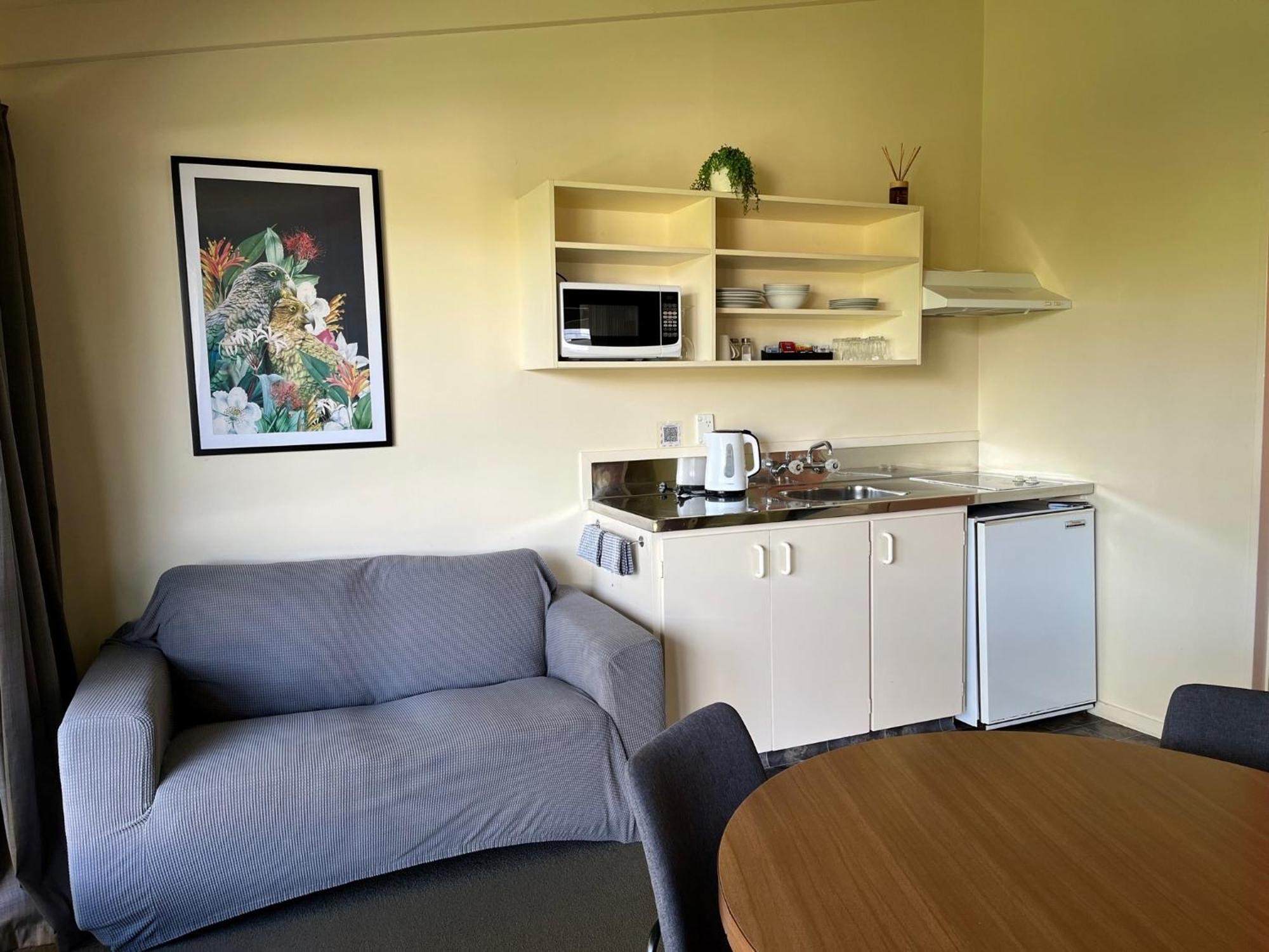 Caves Motor Inn Te Kuiti Extérieur photo